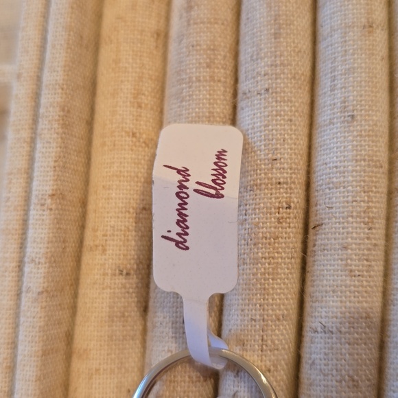 DIAMOND BLOSSOM BRAND WOMEN'S STERLING SILVER 1/4 CTTW DIAMOND RING SIZE 7 - Picture 10 of 15